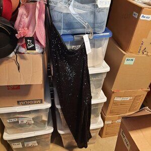 NEW ! Tsher Halter Neck Collar Slevees Self Tie Back Black Sequin Midi Dress SzS